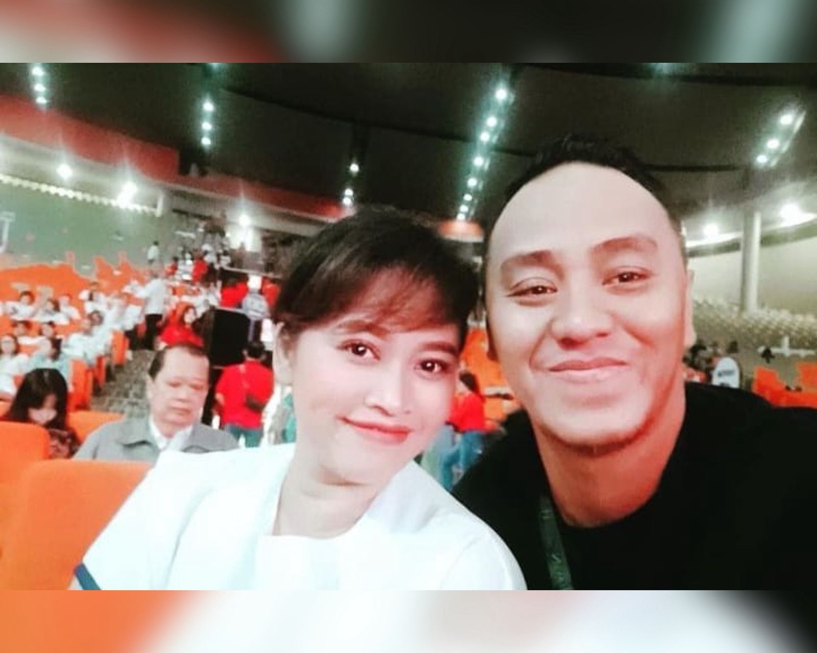 AKU TIDAK SENDIRI